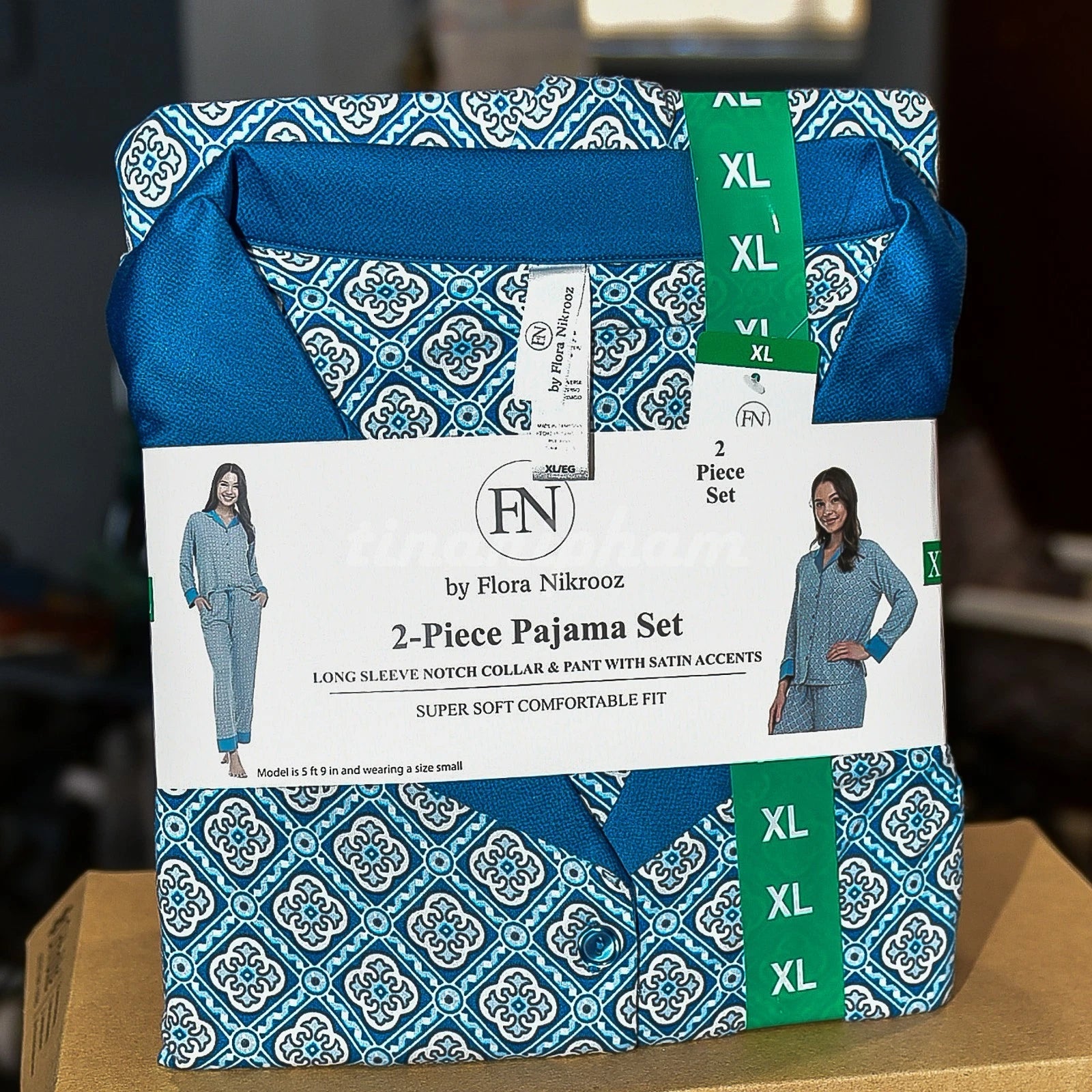 Flora Nikrooz Women's  2 piece pajama set