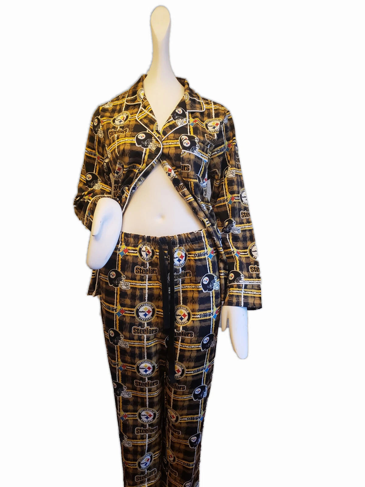 Women's 2 piece Pajama Set made with Steelers Fabric | Steelers Pajamas