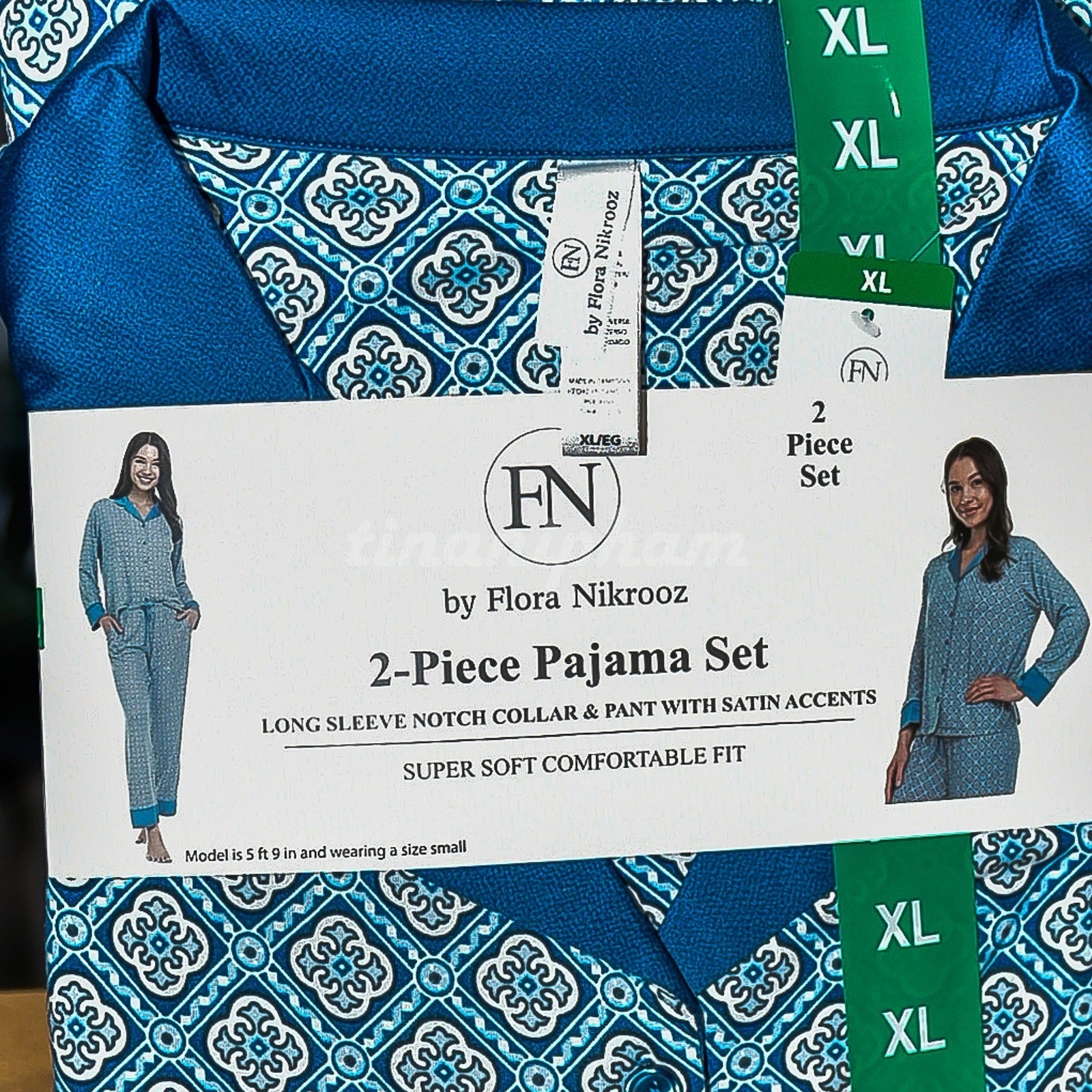 Flora Nikrooz Women's  2 piece pajama set