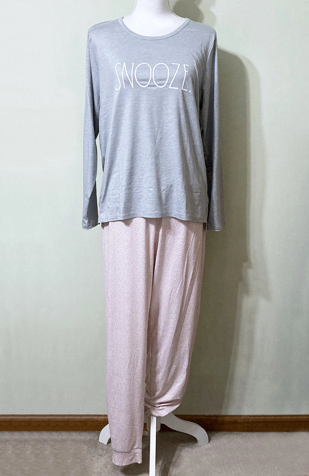 Rae Dunn Pajama Lounge Set SNOOZE Grey Pink Stretch Knit Jogger Pants L/S Top
