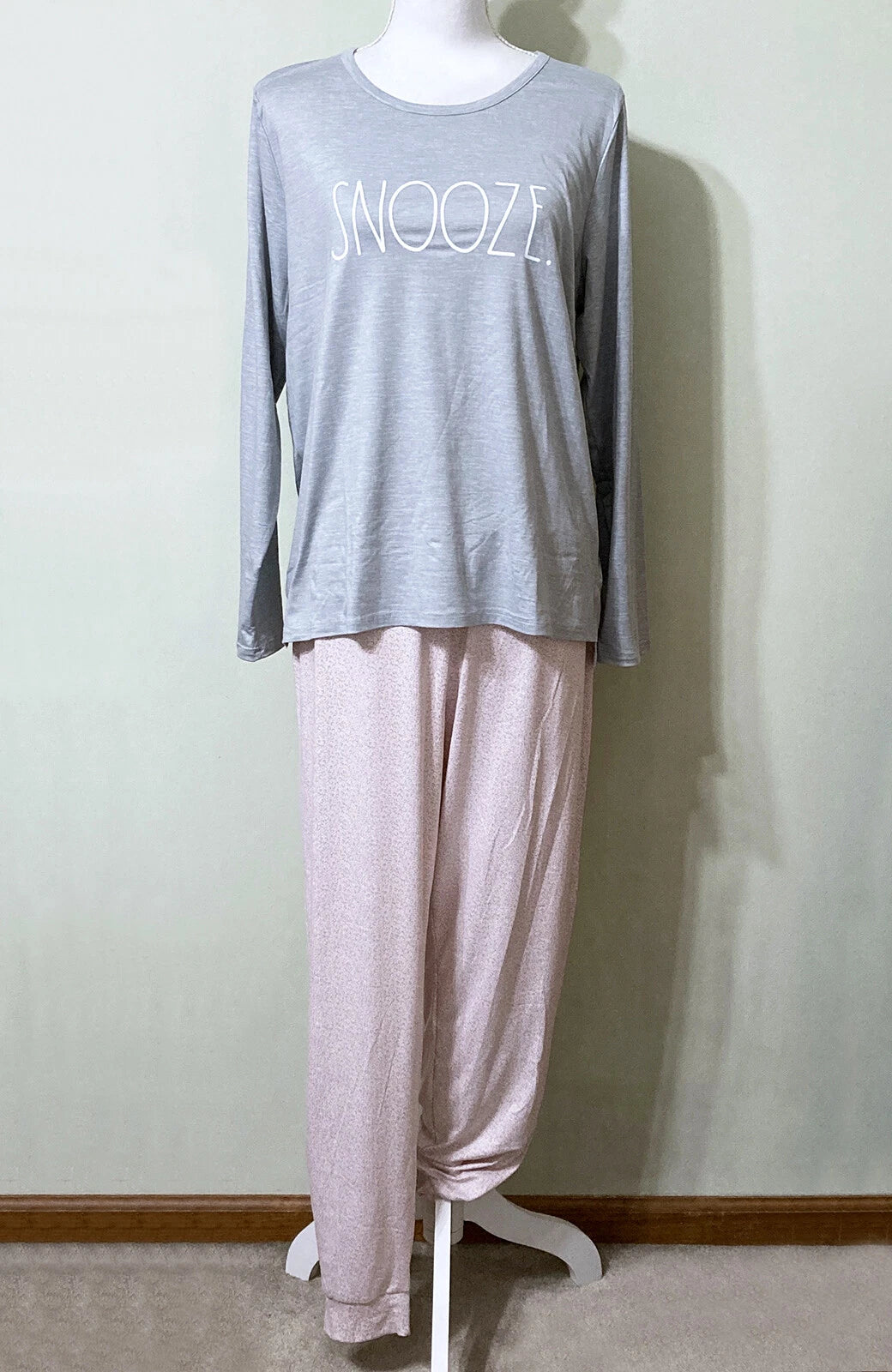 Rae Dunn Pajama Lounge Set SNOOZE Grey Pink Stretch Knit Jogger Pants L/S Top