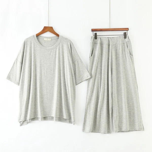 Plus Size XL 150KG Women Modal Pajamas Sets Short Sleeve Top + Calf-Length Pants